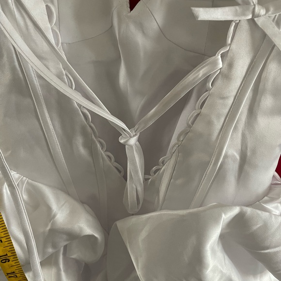 Princess Grace Mini - Picture 6 of 6